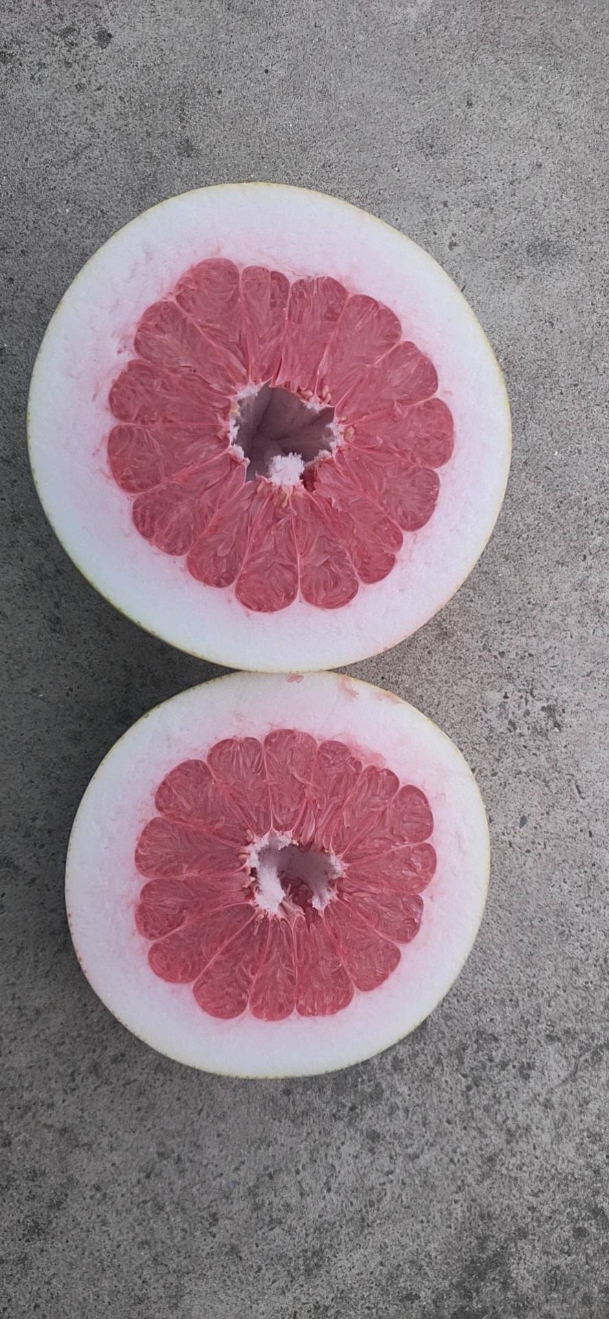 广西武宣三红蜜柚上市了，皮薄，口感好，水分充足